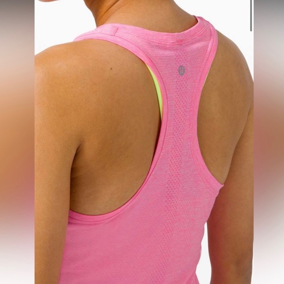 Lululemon Swiftly Tech Racerback 2.0 in Dark Prism Pink - Picture 3 of 5
